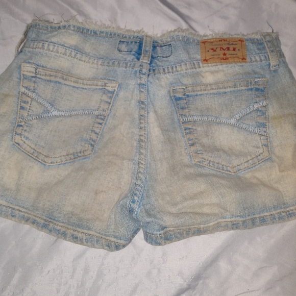 YMI jean shorts size 3 - Picture 2 of 3